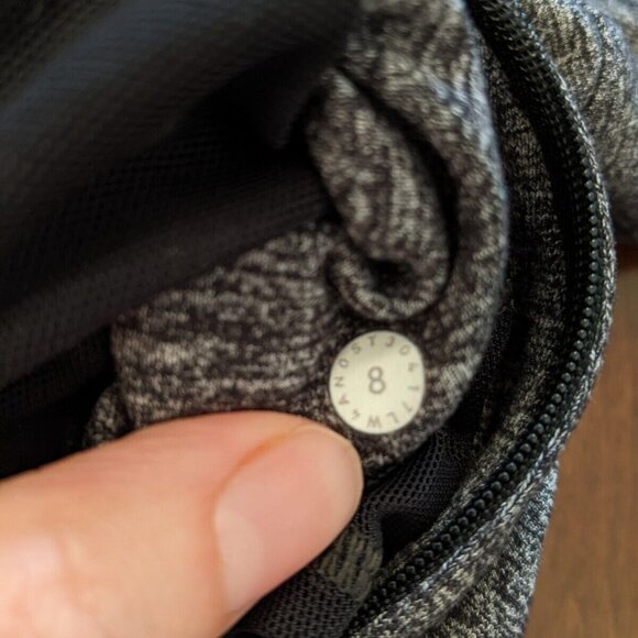 Lululemon women's gray zip up define jacket in size 8 - Picture 4 of 11